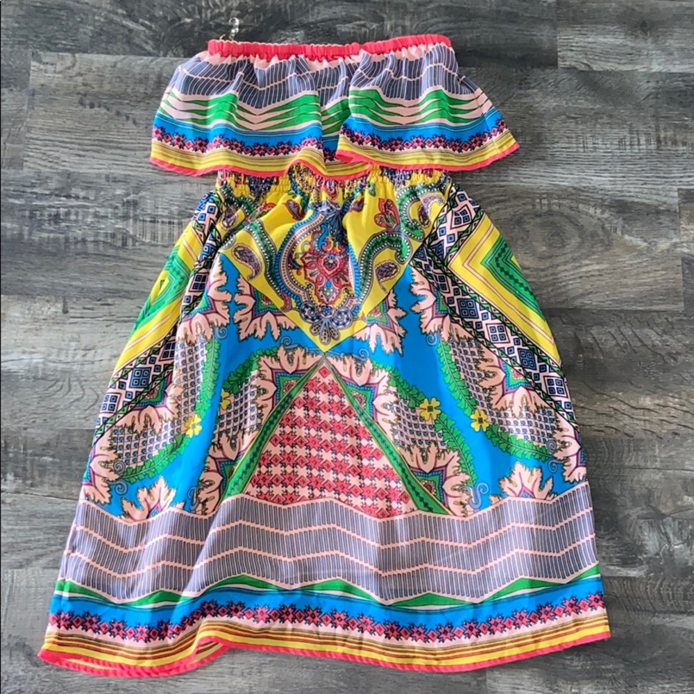 🍅 Flying tomato strapless dress